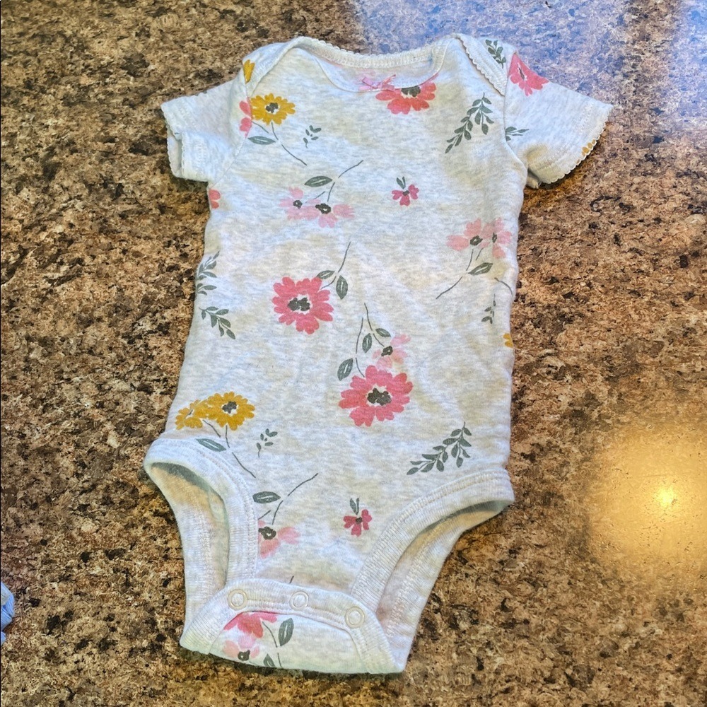 Carter's Just‎ One You Baby Girl Floral Bodysuit & Pants Set 0-3 Months 4LOT - Picture 6 of 13